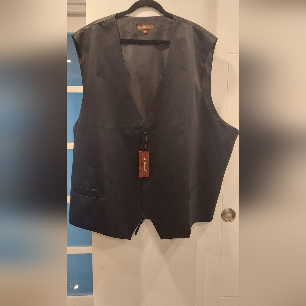 St. Patrick Men's Black Suit Vest
